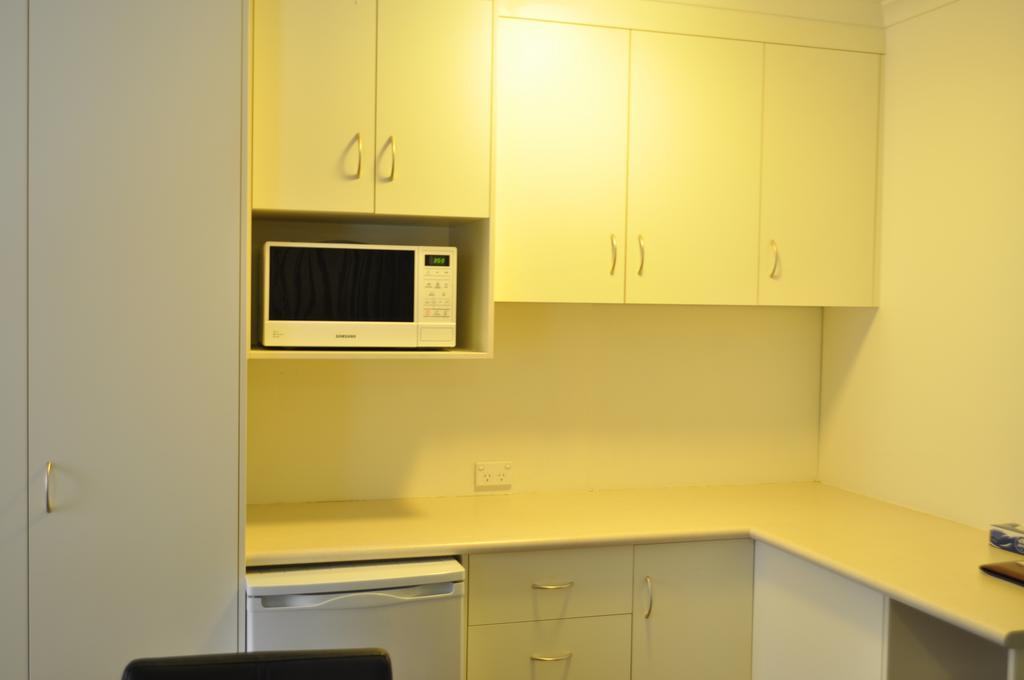 Albury Burvale Motor Inn Екстер'єр фото