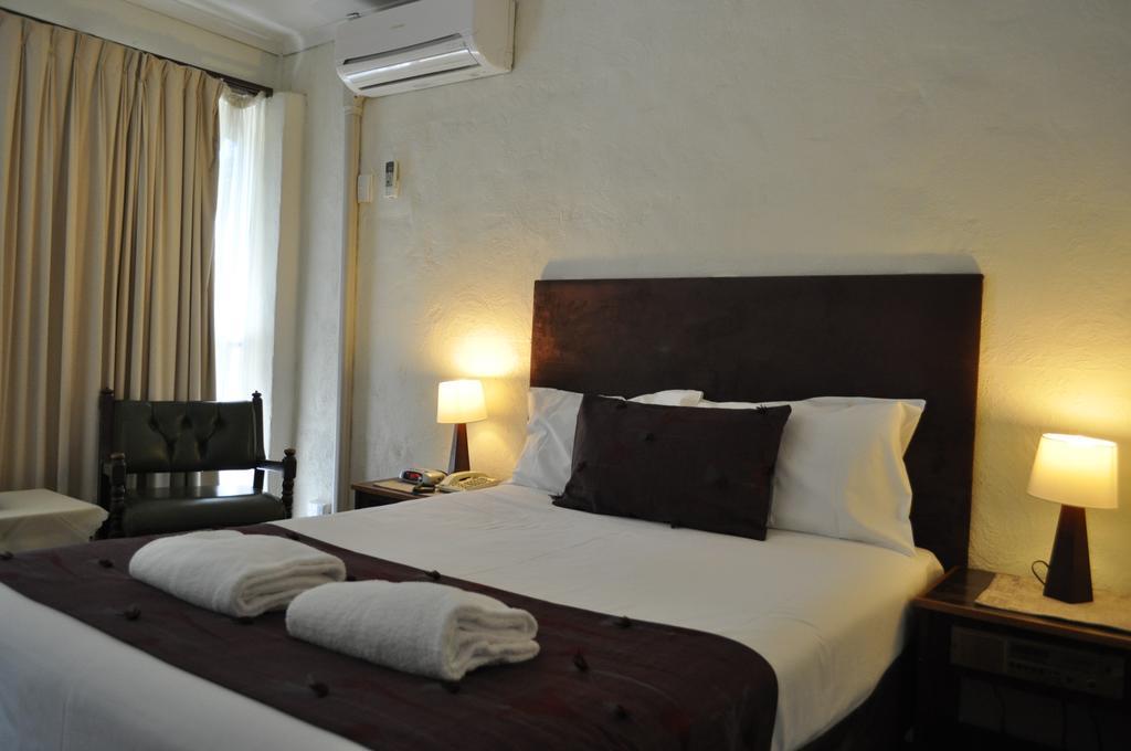 Albury Burvale Motor Inn Екстер'єр фото
