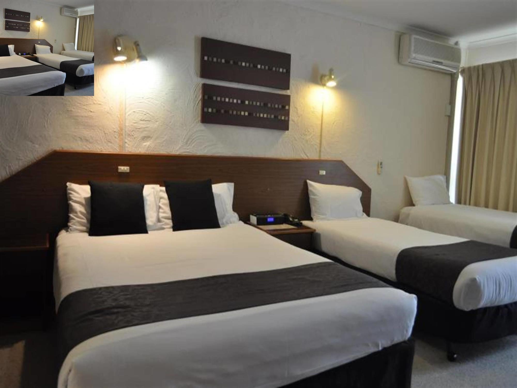 Albury Burvale Motor Inn Екстер'єр фото